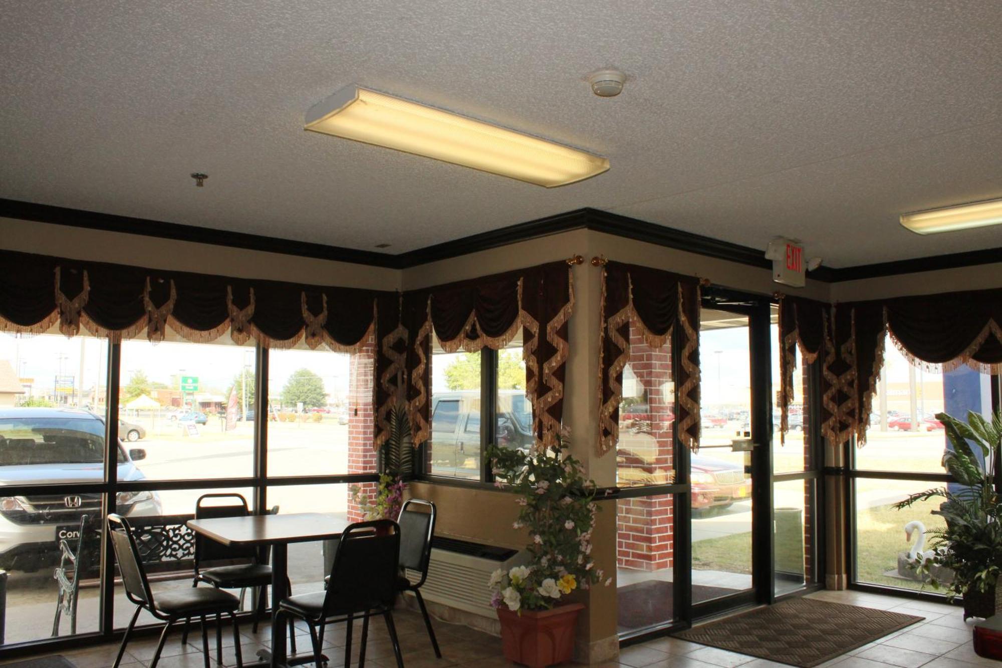 Holiday Lodge Pittsburg Esterno foto
